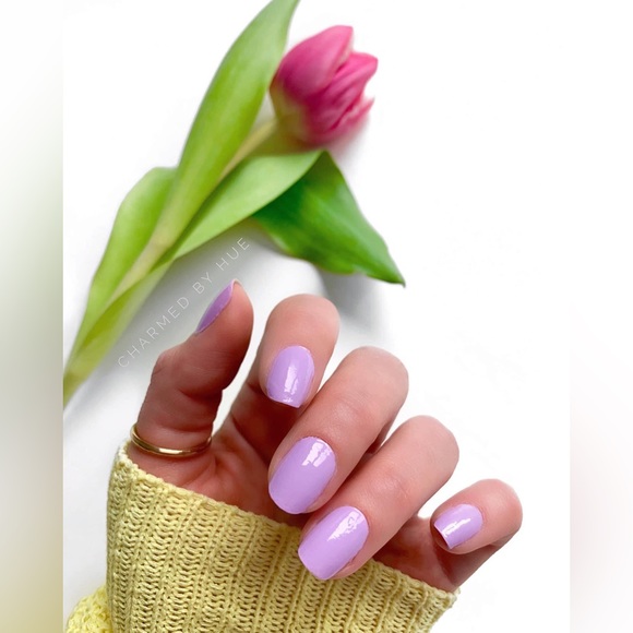 Color Street 𝐅𝐀𝐒𝐇𝐈𝐎𝐍 𝐏𝐑𝐀𝐆𝐔𝐄-𝐄𝐑 (retired) - Picture 1 of 3